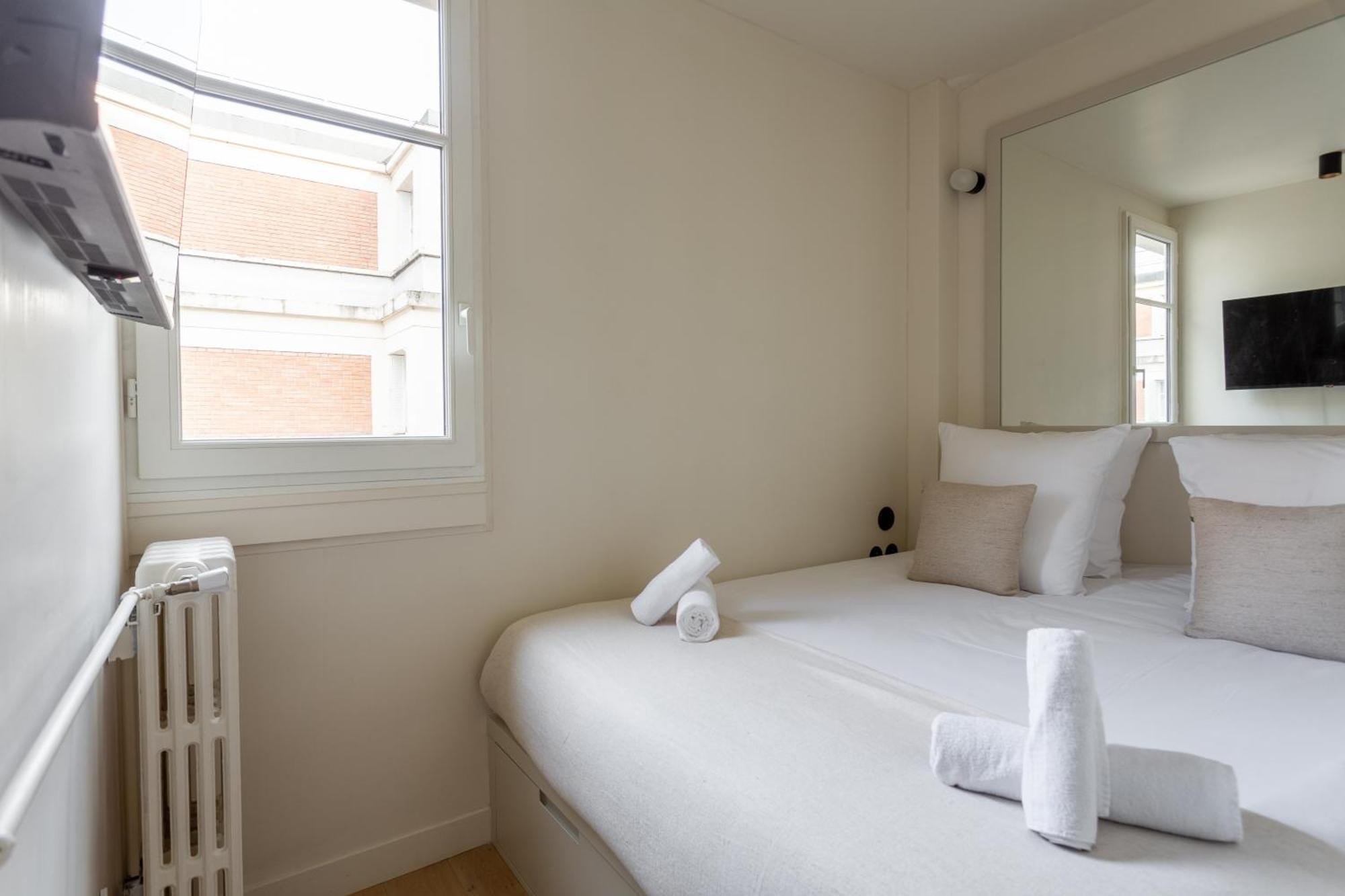 The Carla Suite Eiffel Tower View París Exterior foto